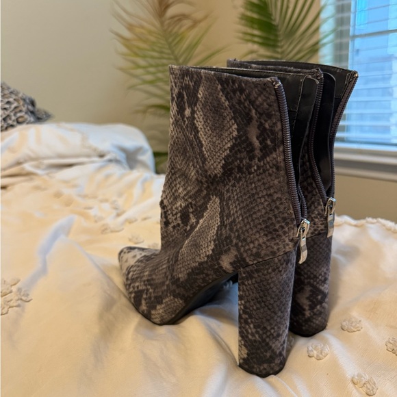 Snakeskin Faux Felt Booties - Picture 4 of 6